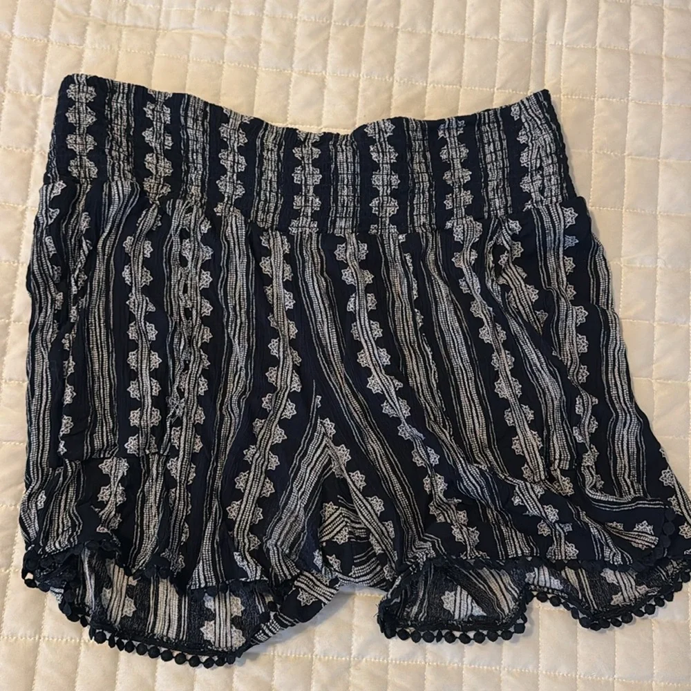 3/$25 - Picture 2 of 5